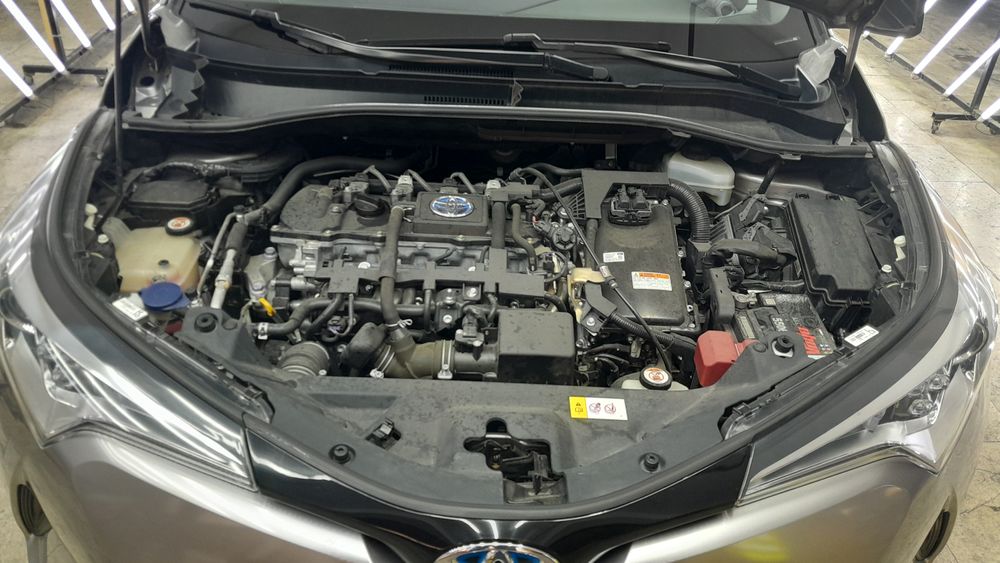 تویوتا-CHR هیبرید-2018