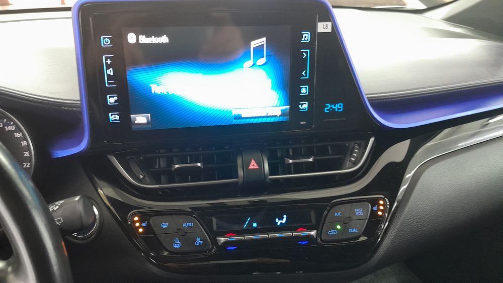 تویوتا-CHR هیبرید-2018