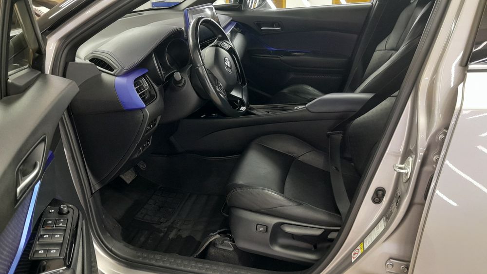 تویوتا-CHR هیبرید-2018