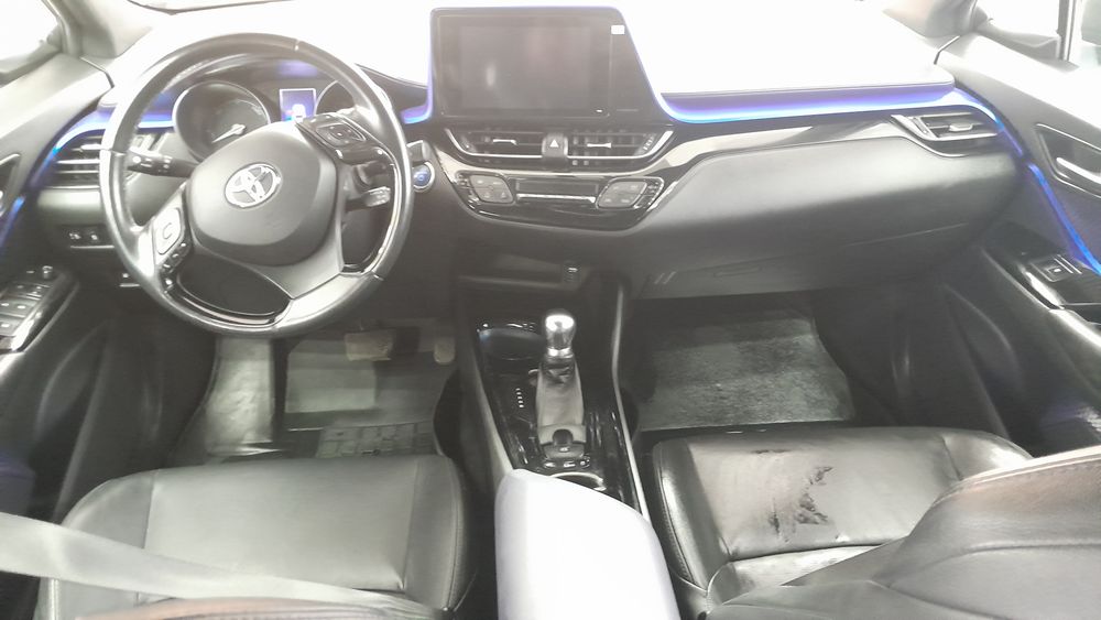 تویوتا-CHR هیبرید-2018