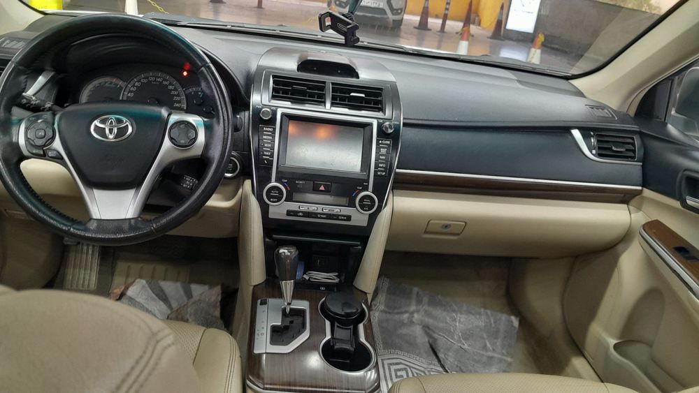 تویوتا-کمری-2014