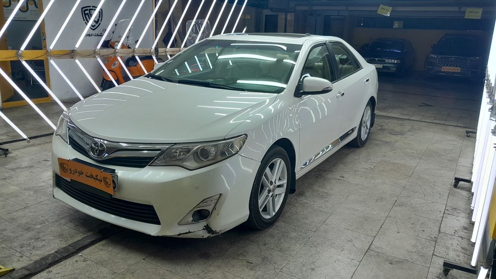 تویوتا-کمری-2014