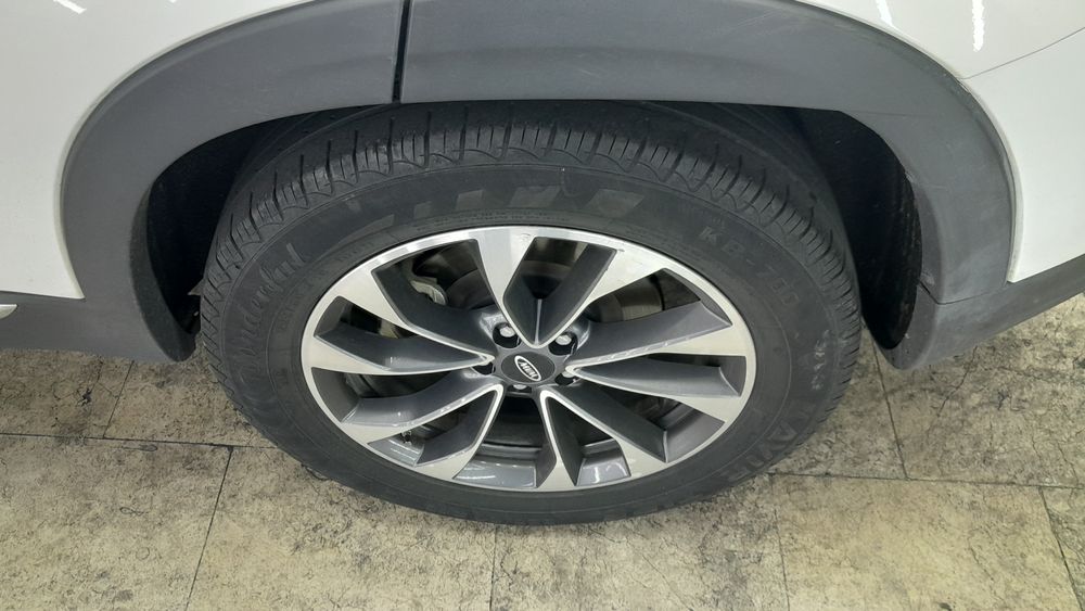 چری-تیگو 7-1400