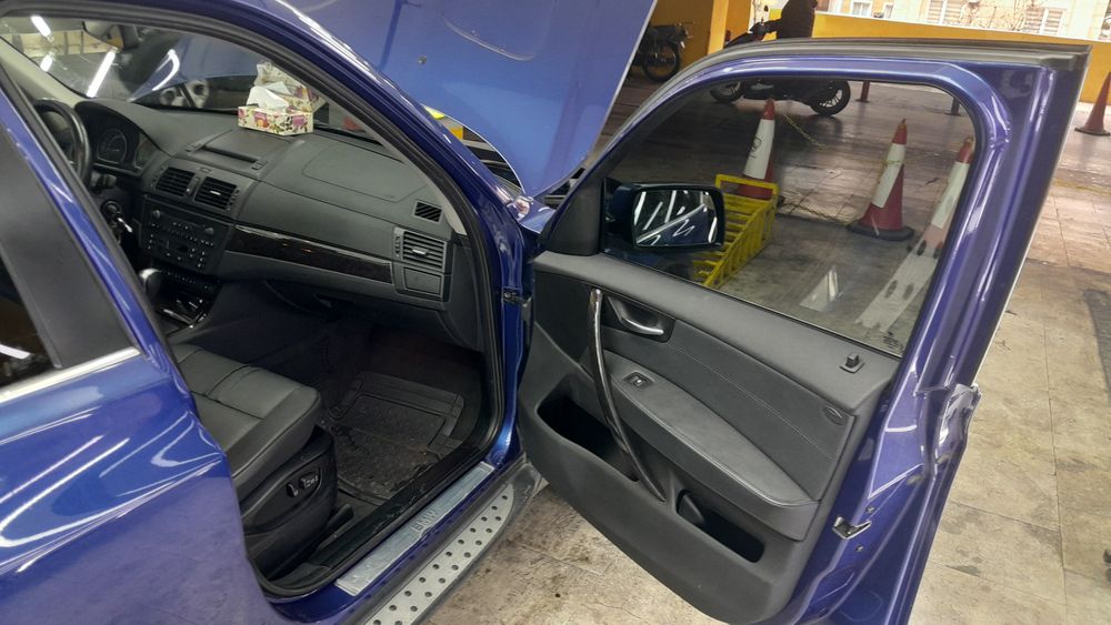 بی ام و-X3-2009