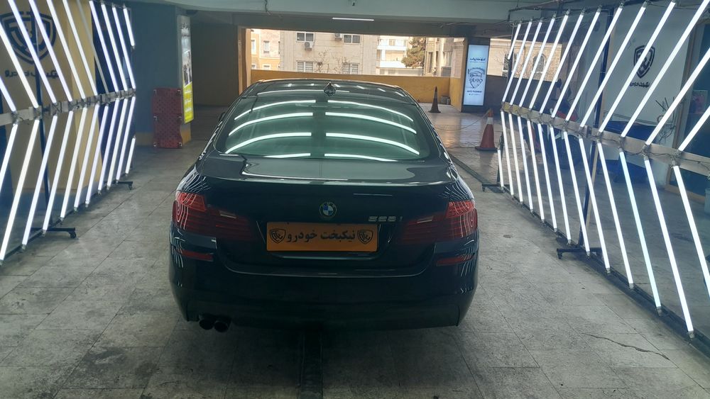 بی ام و-سری 5-2015