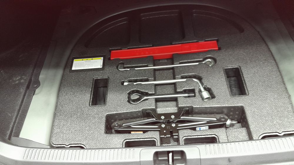 تویوتا-کمری هیبرید-2024