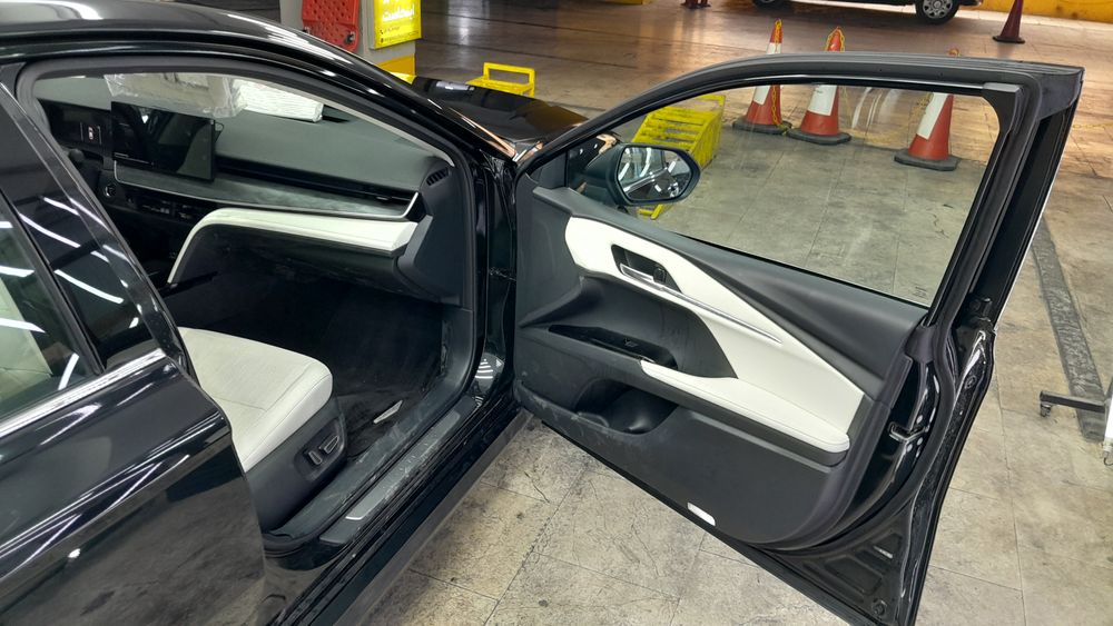 تویوتا-کمری هیبرید-2024