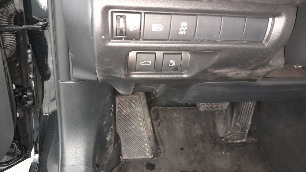 تویوتا-کمری هیبرید-2024