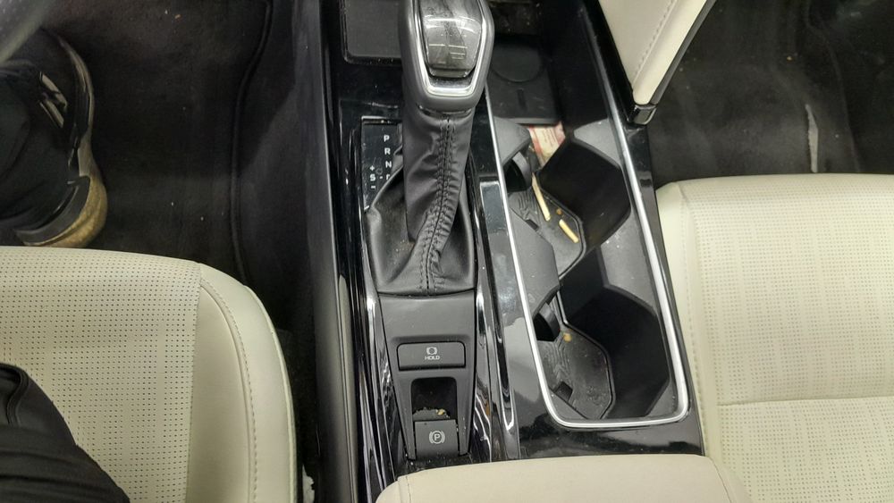 تویوتا-کمری هیبرید-2024