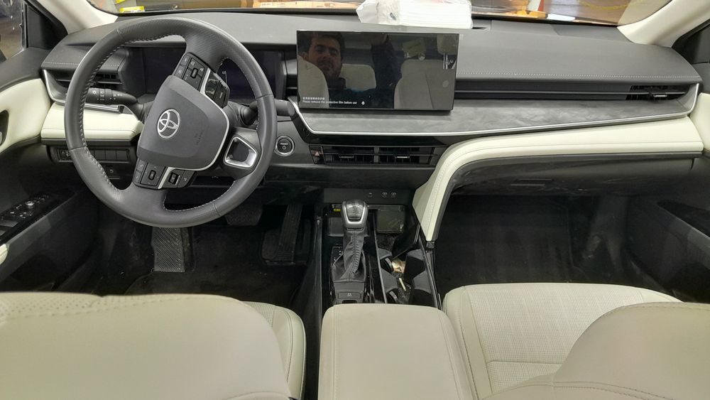 تویوتا-کمری هیبرید-2024