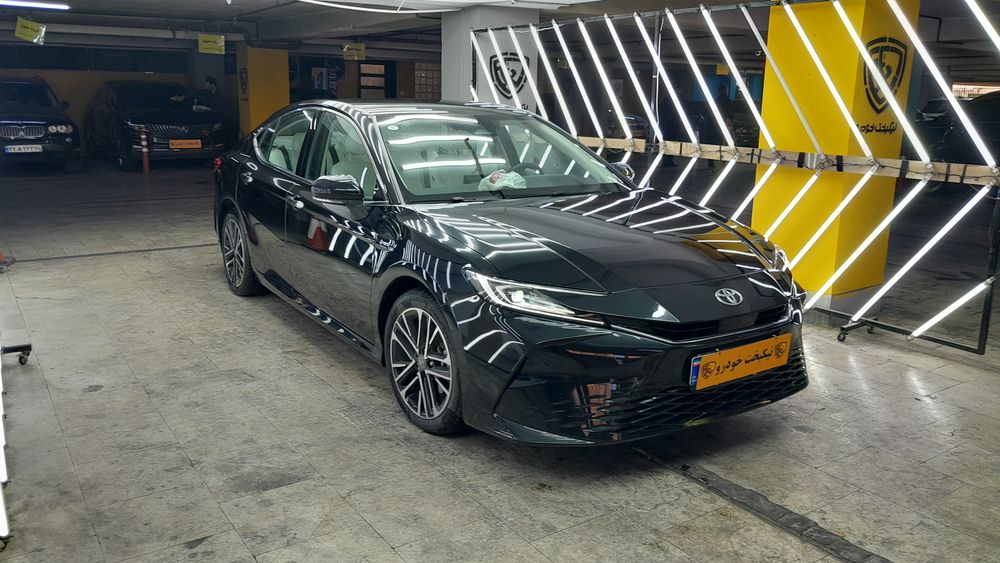 تویوتا-کمری هیبرید-2024