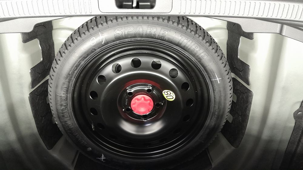 تویوتا-کمری هیبرید-2024