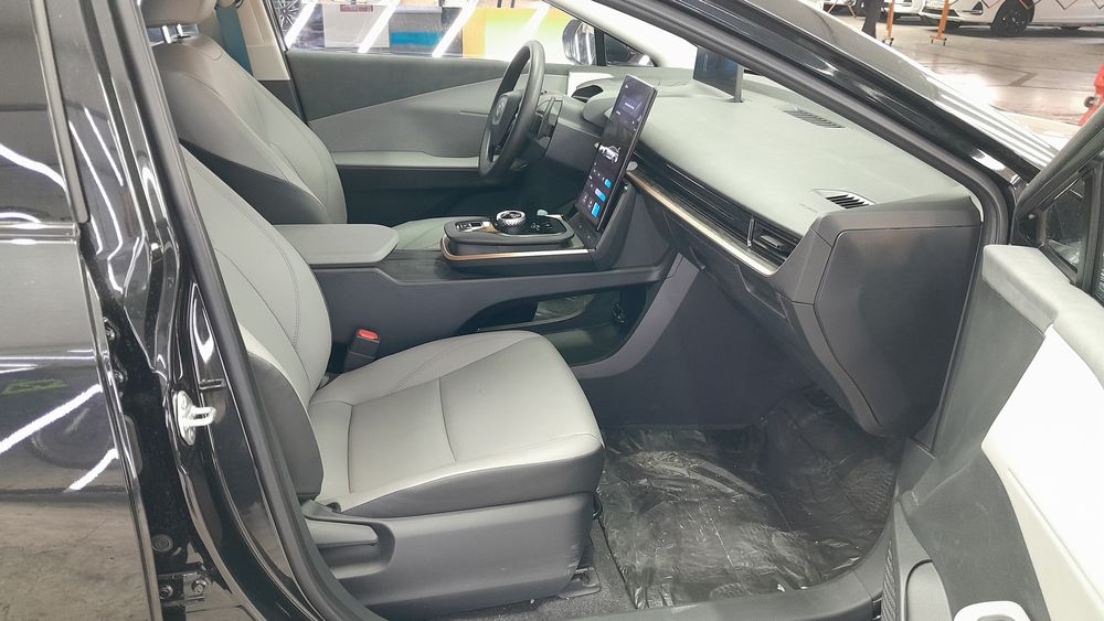 تویوتا-BZ-2024