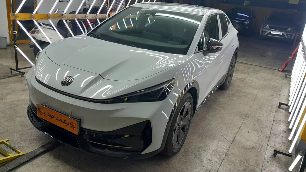 Volkswagen-ID.UNYX-2025