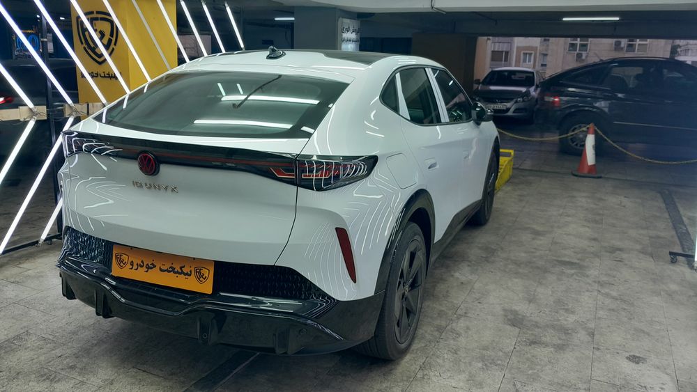 Volkswagen-ID.UNYX-2025