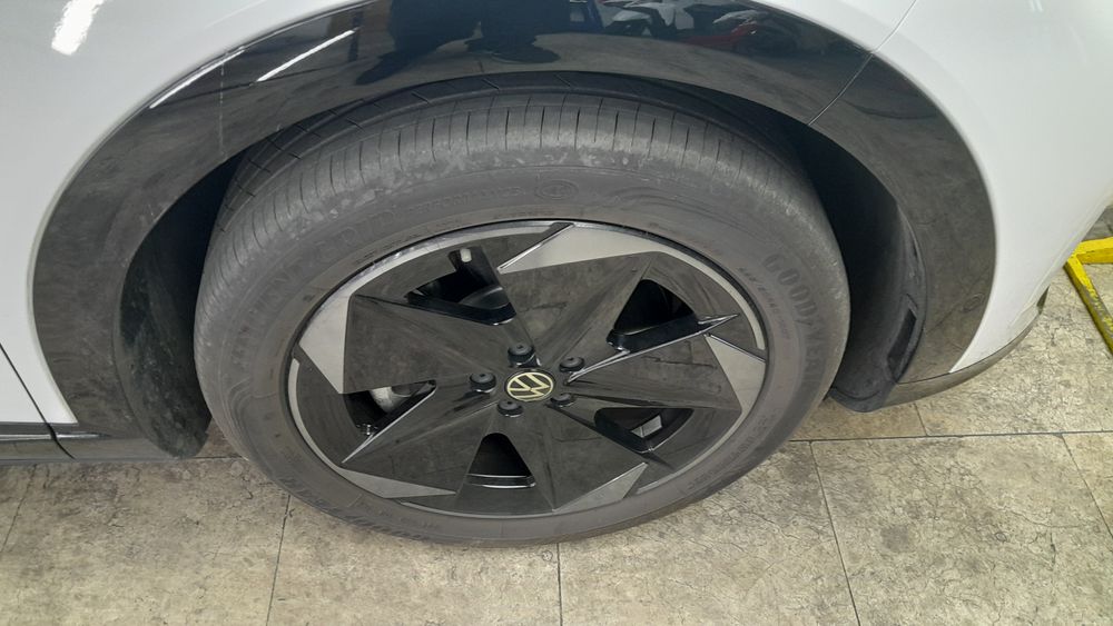 Volkswagen-ID.UNYX-2025