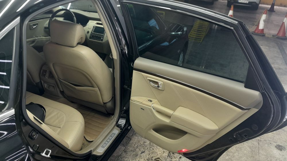 هیوندای-آزرا-2009