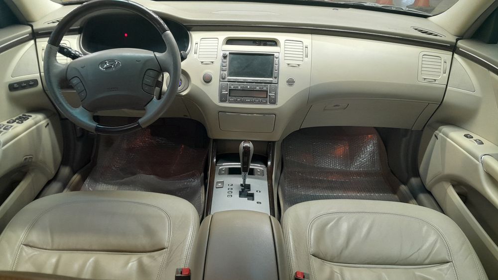 هیوندای-آزرا-2009