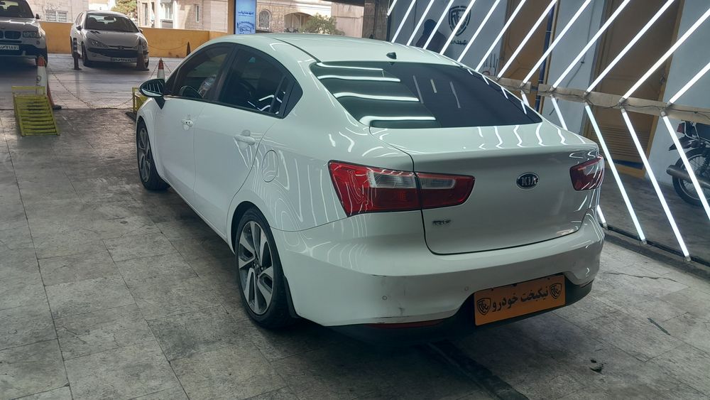 کیا-ریو صندوقدار-2016