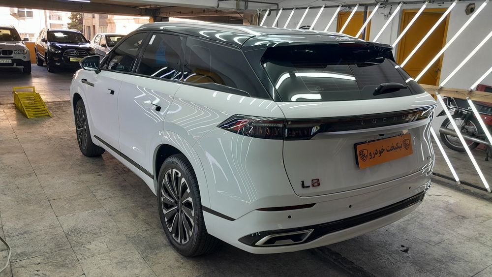 لوکانو-L8-2025