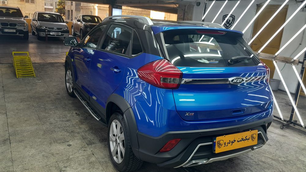 ام وی ام-x22-1400