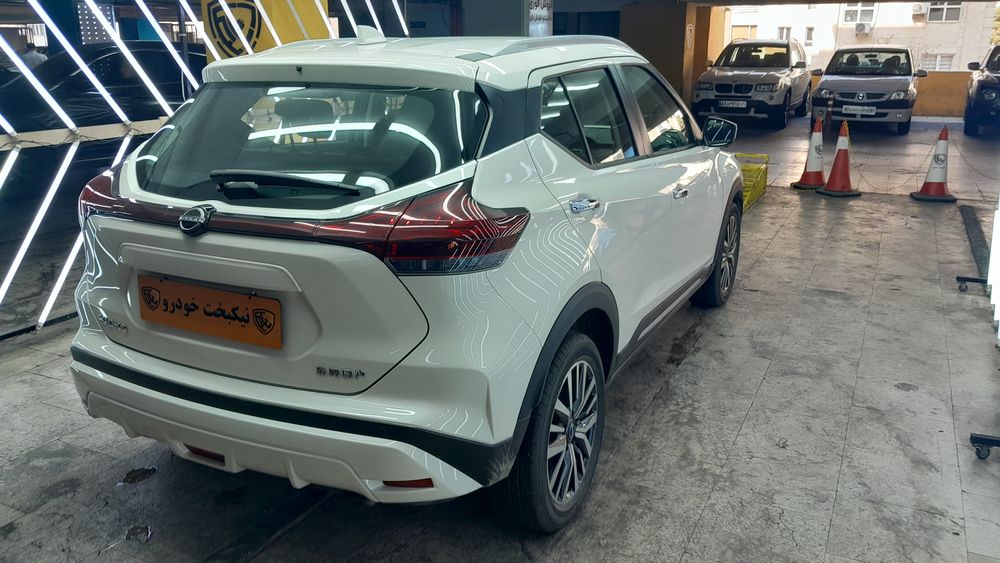 نیسان-کیکس-2024