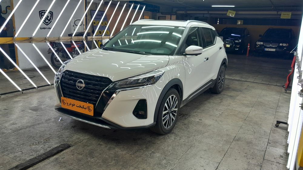 نیسان-کیکس-2024