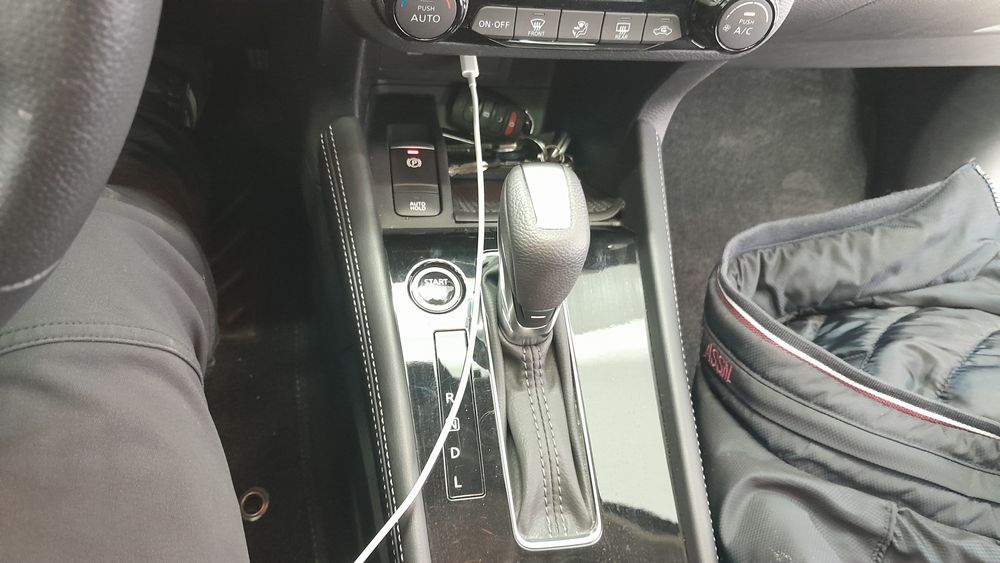 نیسان-کیکس-2024