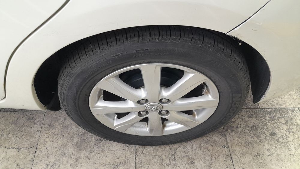 تویوتا-یاریس-2013