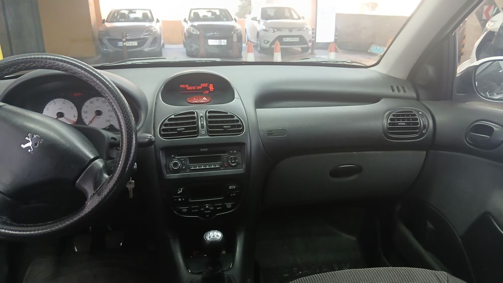 پژو-206 صندوقدار-1397