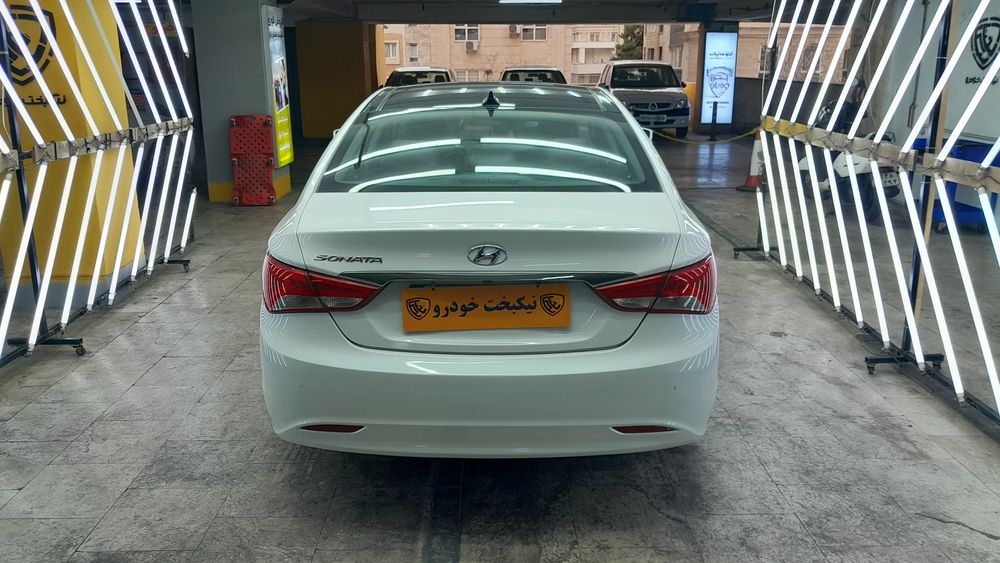 هیوندای-سوناتا-2014