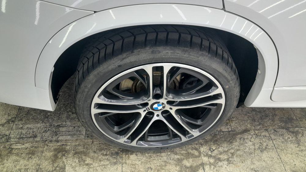 بی ام و-X4-2016