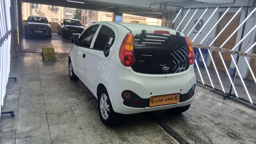 ام وی ام-110S-1395