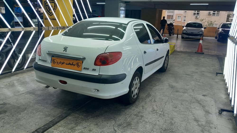 پژو-206 صندوقدار-1395