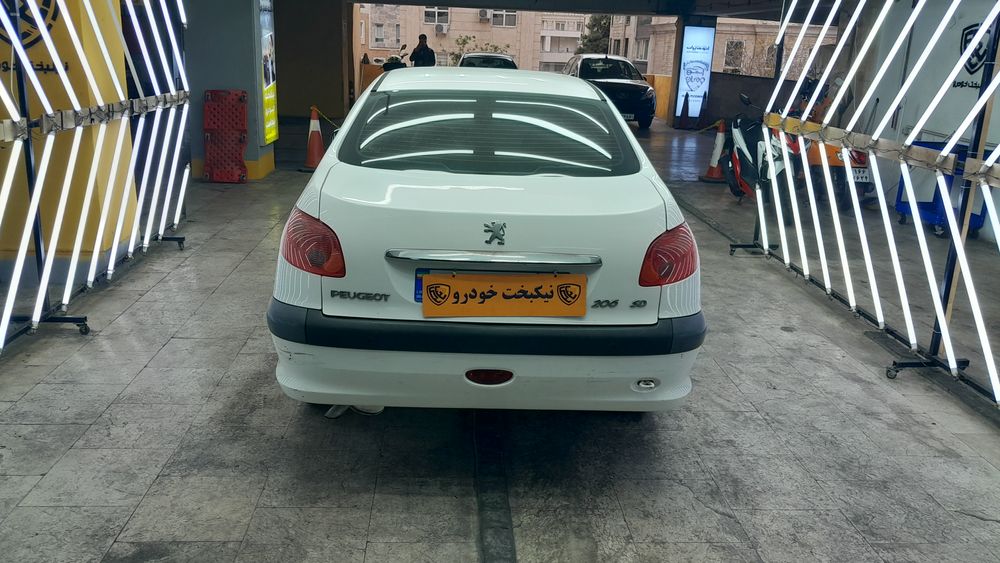 پژو-206 صندوقدار-1395