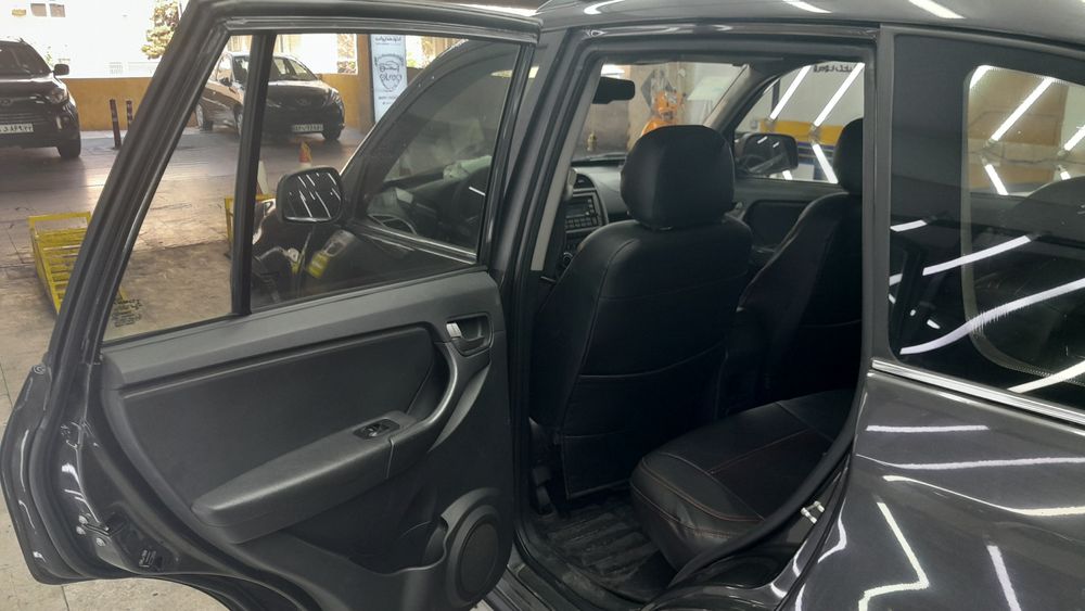 ام وی ام-X33-1394