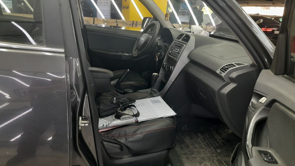 ام وی ام-X33-1394