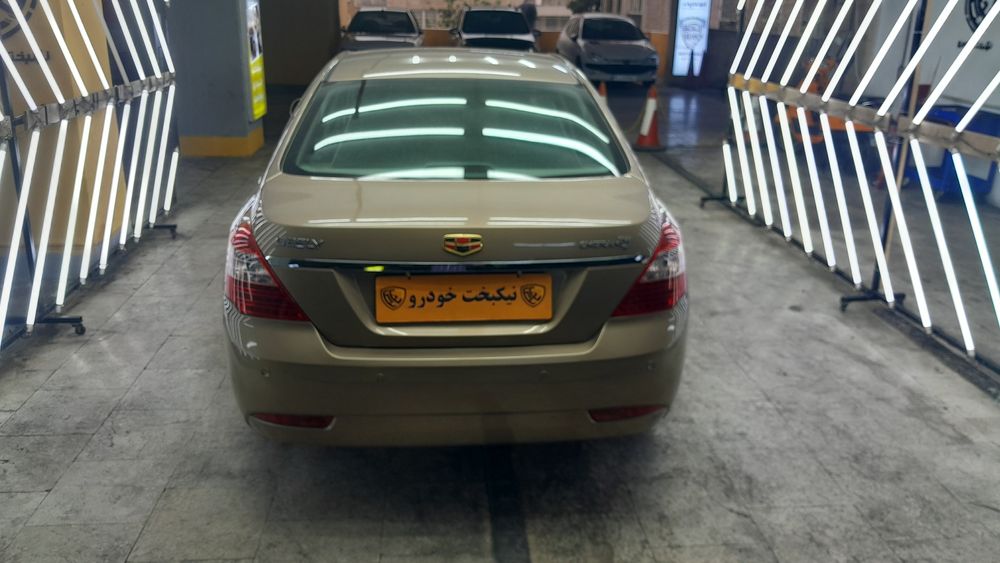 جیلی-Emgrand 7 سدان-2014