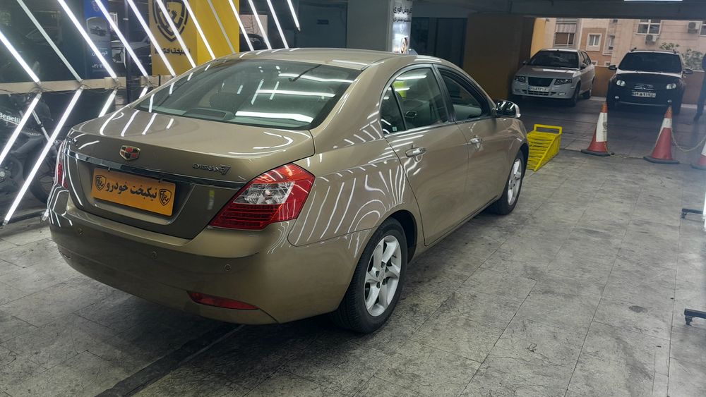 جیلی-Emgrand 7 سدان-2014