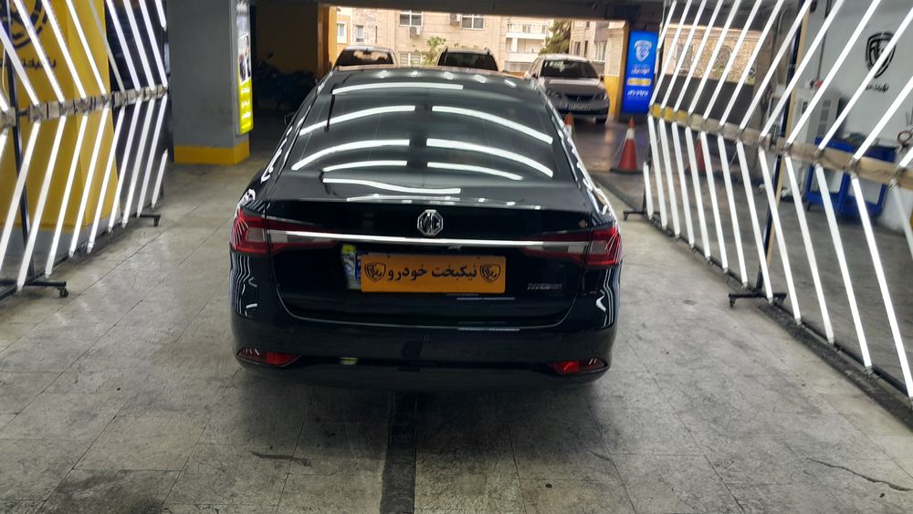 ام جی-ام جی 5-2024