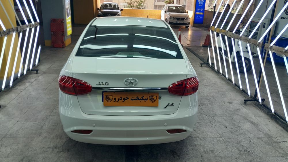 جک-J 4-1404