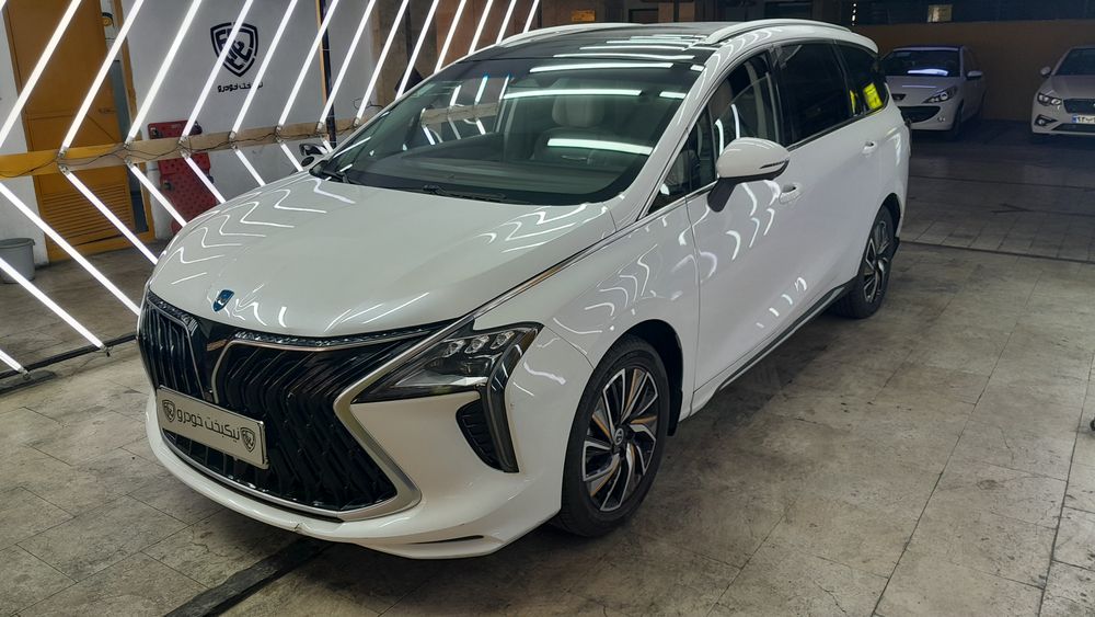 فردا موتور-سوبا M4-2024