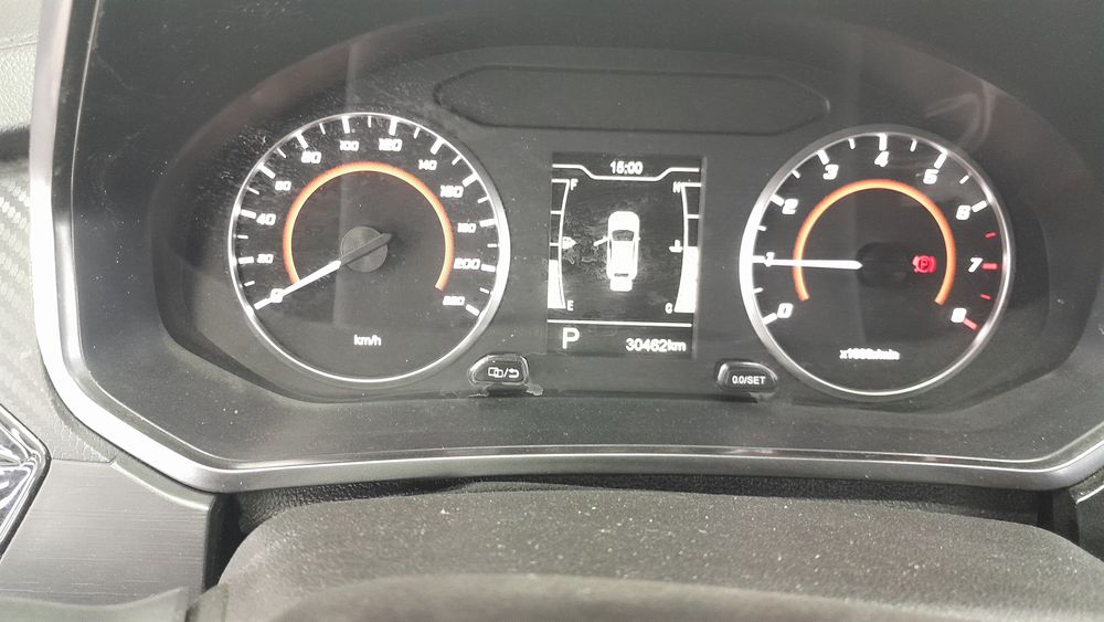 ام وی ام-x22-1402