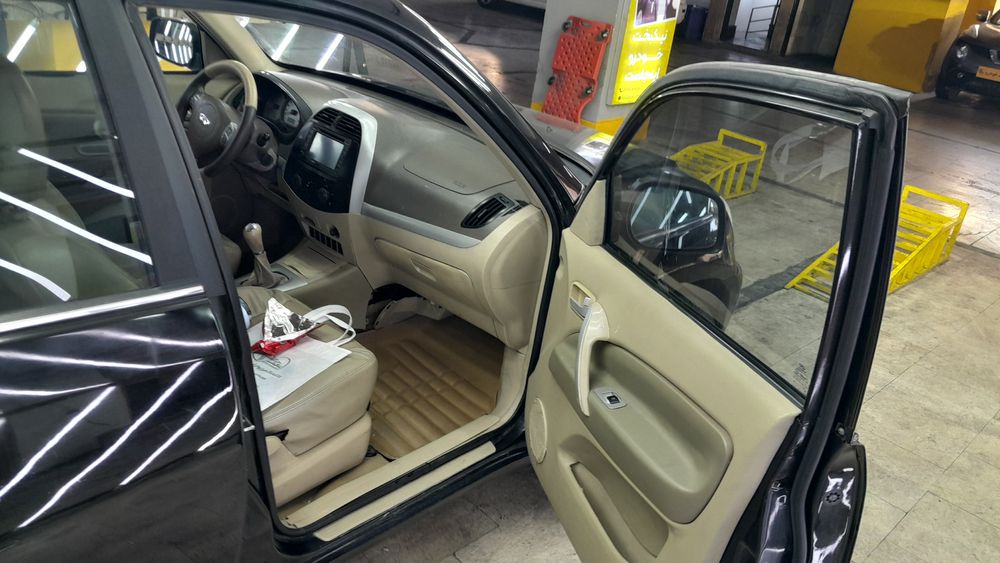 ام وی ام-X33-1391