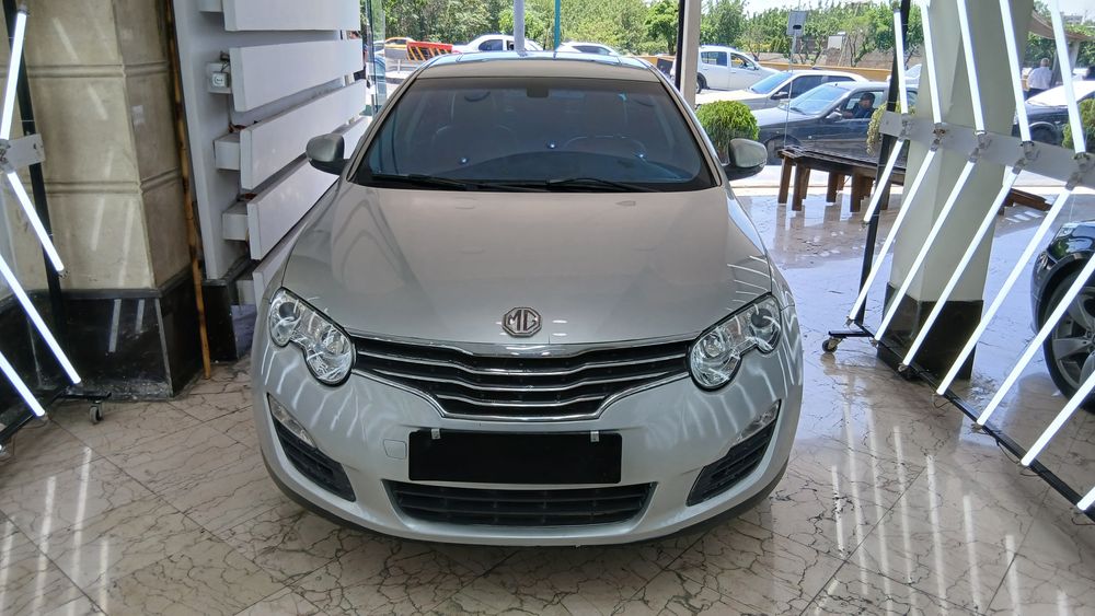 ام جی-550-2012
