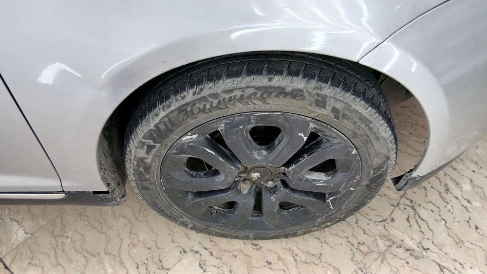 ام جی-550-2012