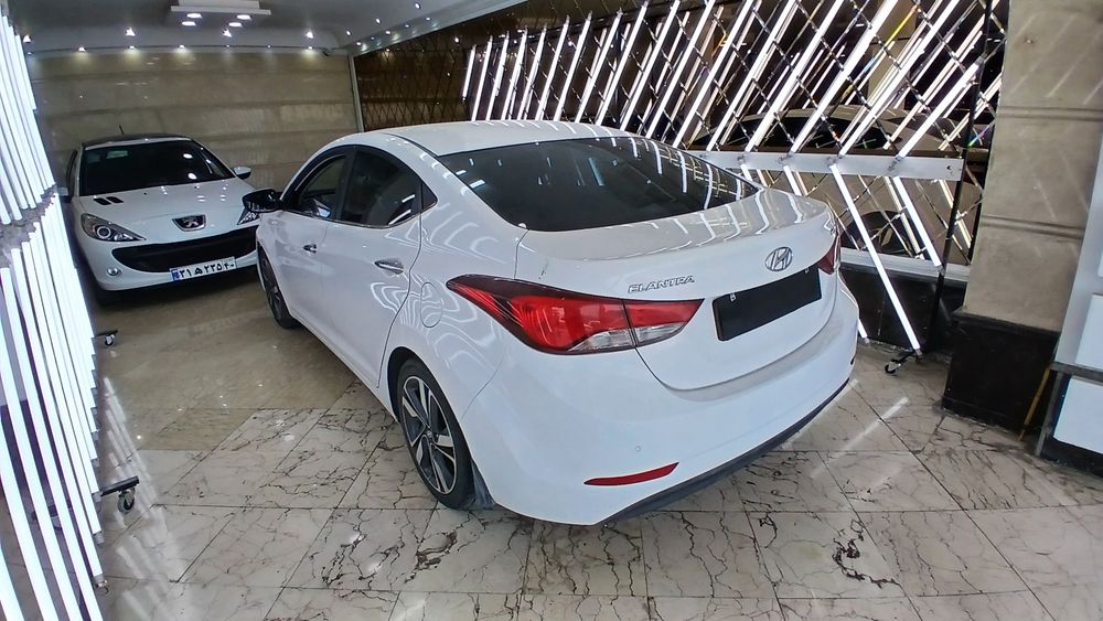 هیوندای-النترا-2015