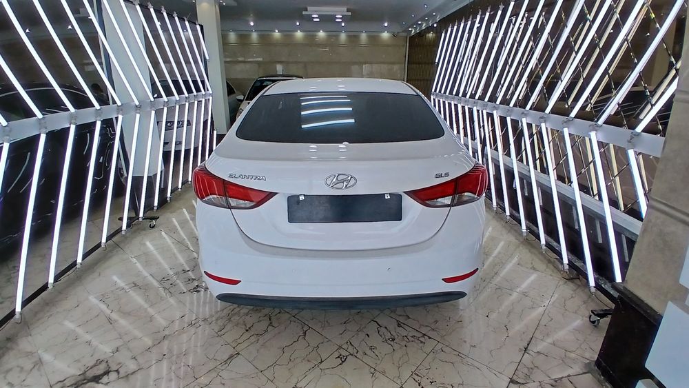 هیوندای-النترا-2015