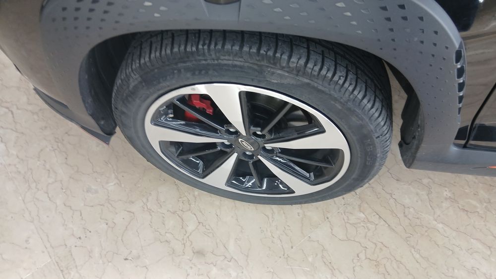 ام وی ام-X33-1402
