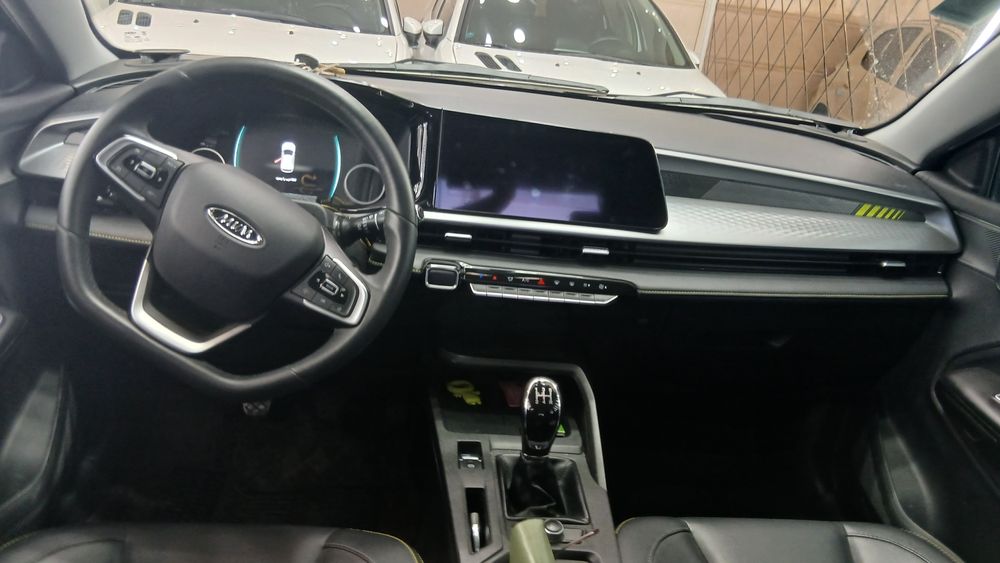 ام وی ام-X33-1402